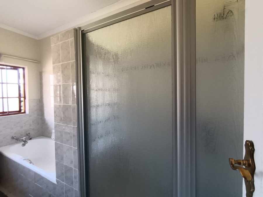 6 Bedroom Property for Sale in Winterhoek Park Eastern Cape